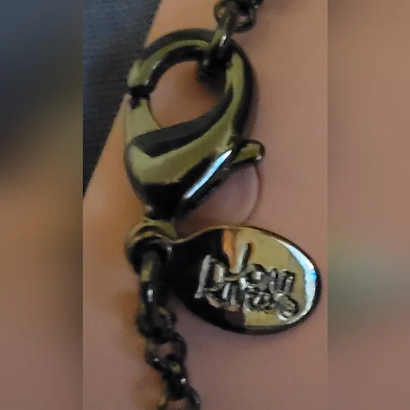 Joan Rivers Necklace - Picture 3 of 3